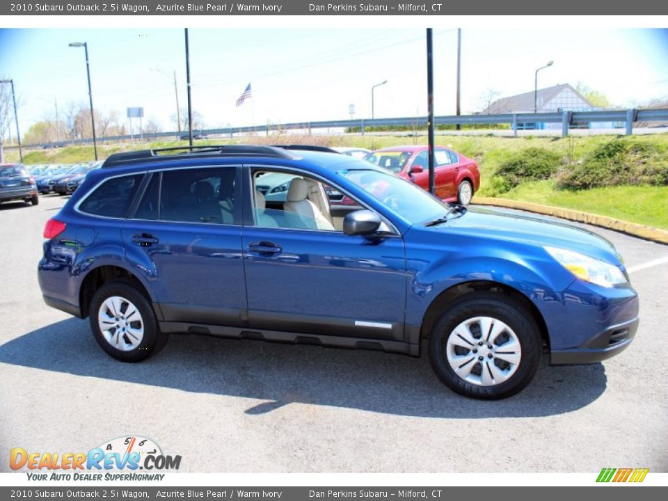 2010 Subaru Outback 2.5i Wagon Azurite Blue Pearl / Warm Ivory Photo #5