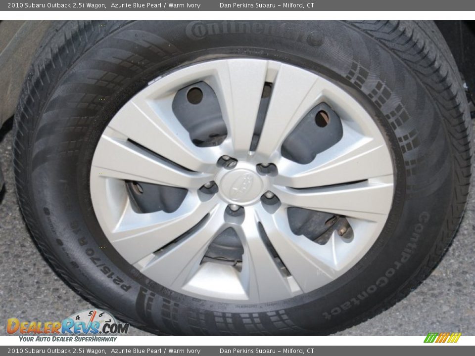 2010 Subaru Outback 2.5i Wagon Azurite Blue Pearl / Warm Ivory Photo #17