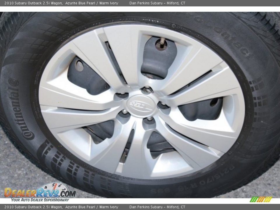 2010 Subaru Outback 2.5i Wagon Azurite Blue Pearl / Warm Ivory Photo #18