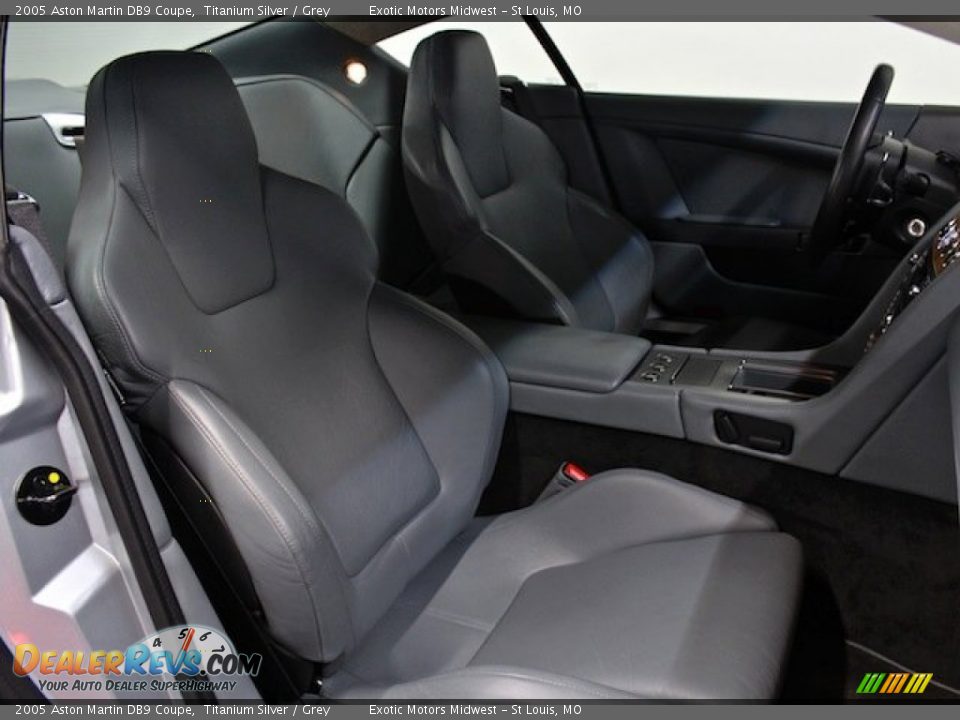 Front Seat of 2005 Aston Martin DB9 Coupe Photo #35