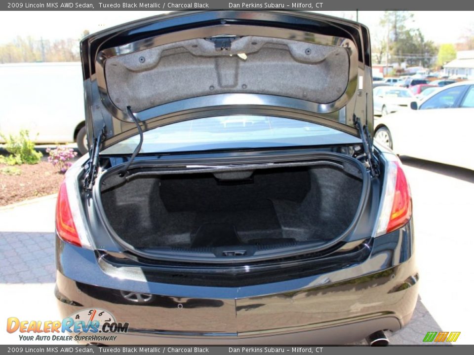 2009 Lincoln MKS AWD Sedan Tuxedo Black Metallic / Charcoal Black Photo #8