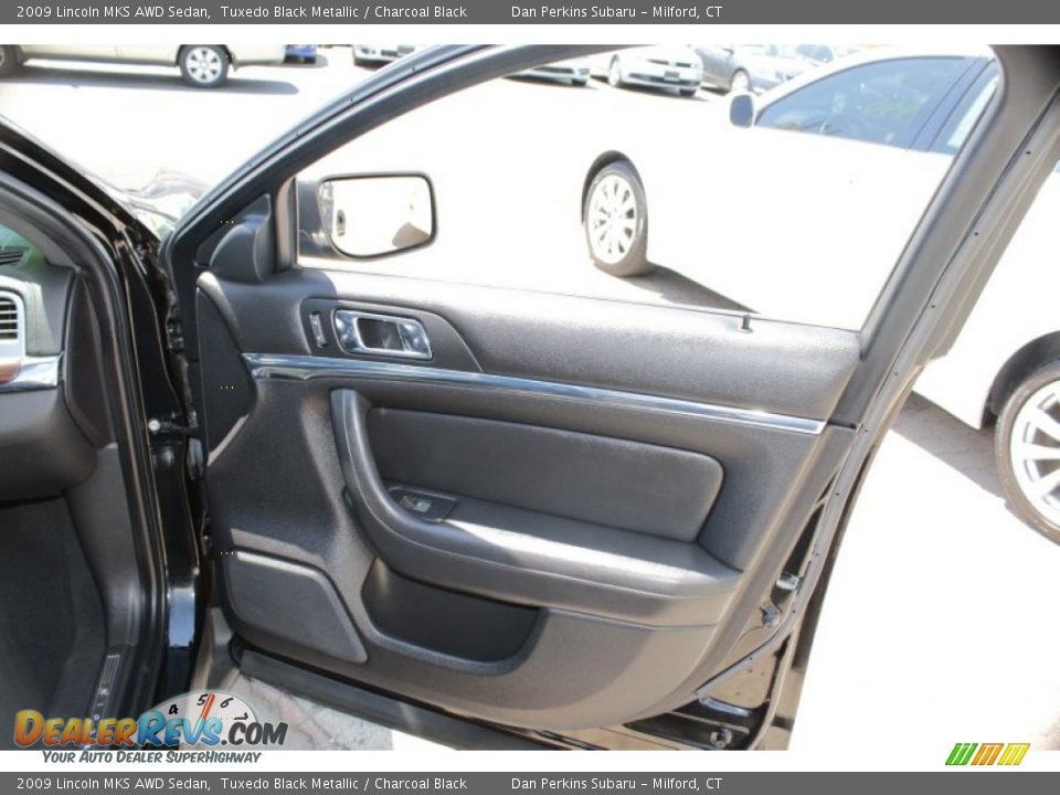 2009 Lincoln MKS AWD Sedan Tuxedo Black Metallic / Charcoal Black Photo #21