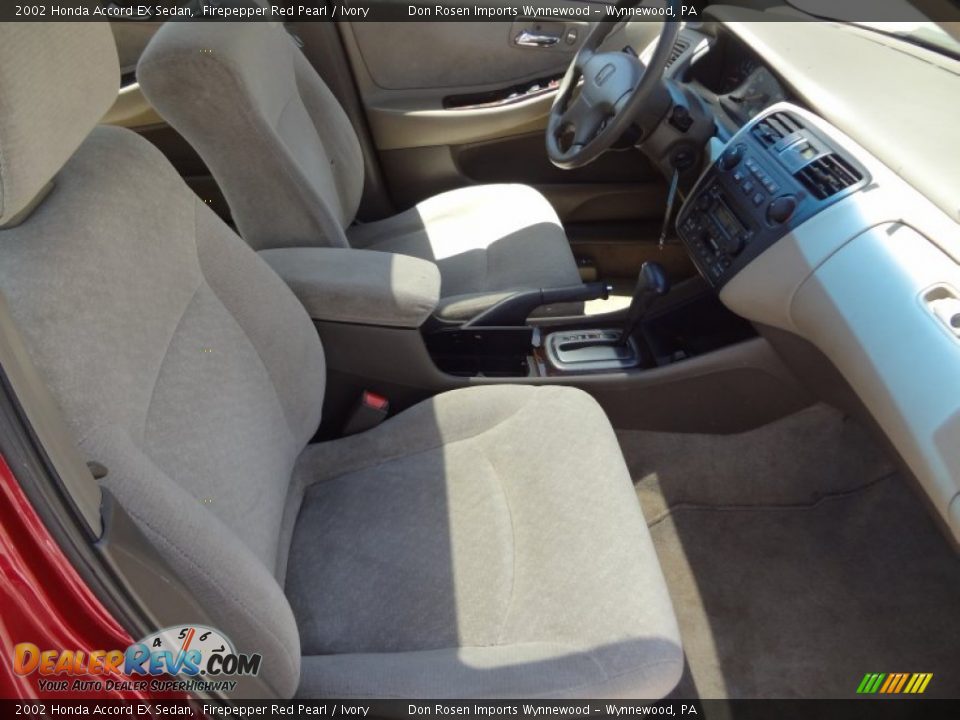 2002 Honda Accord EX Sedan Firepepper Red Pearl / Ivory Photo #17