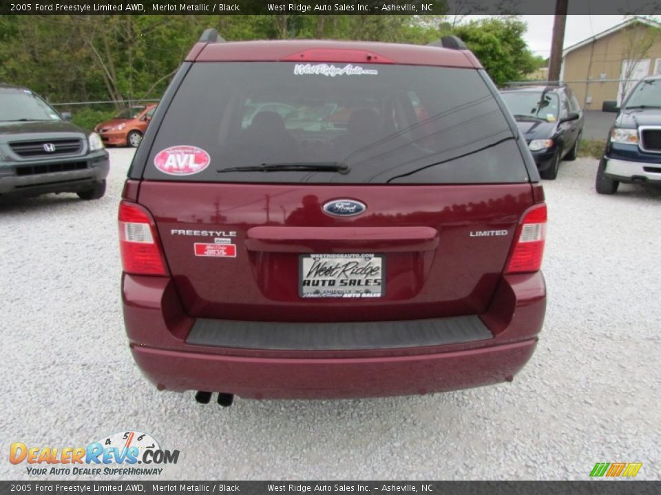2005 Ford Freestyle Limited AWD Merlot Metallic / Black Photo #6