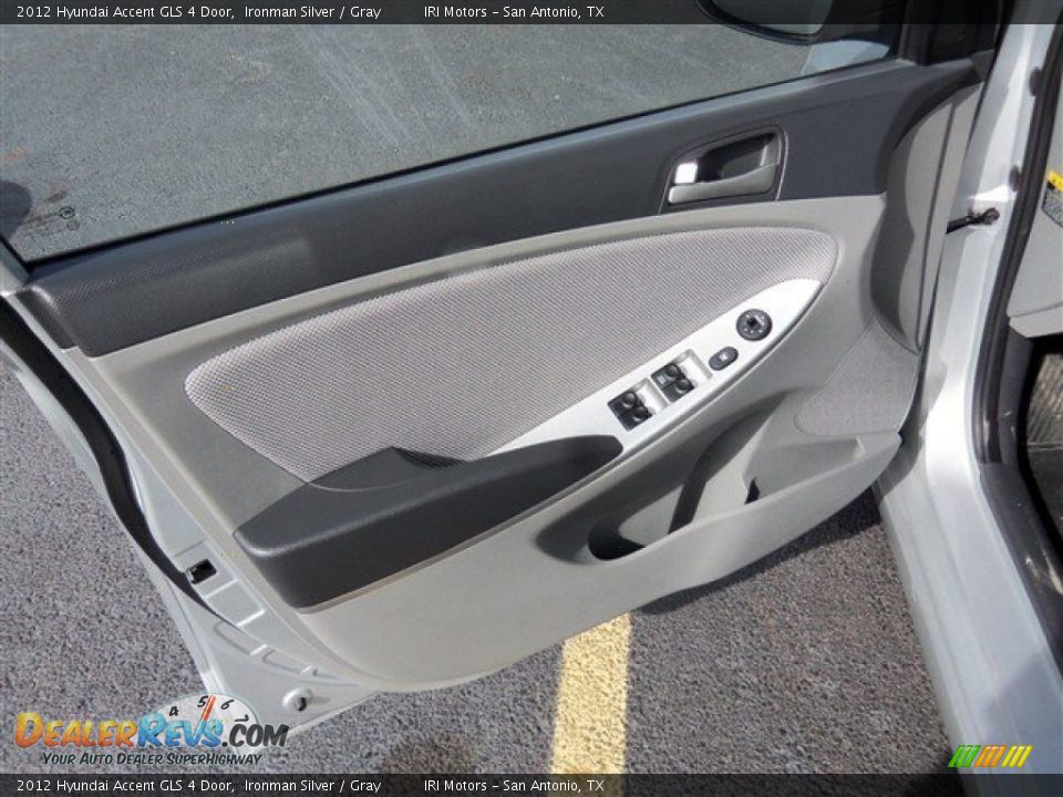 2012 Hyundai Accent GLS 4 Door Ironman Silver / Gray Photo #7