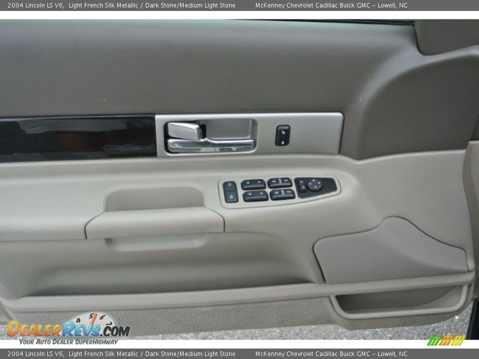 2004 Lincoln LS V6 Light French Silk Metallic / Dark Stone/Medium Light Stone Photo #10
