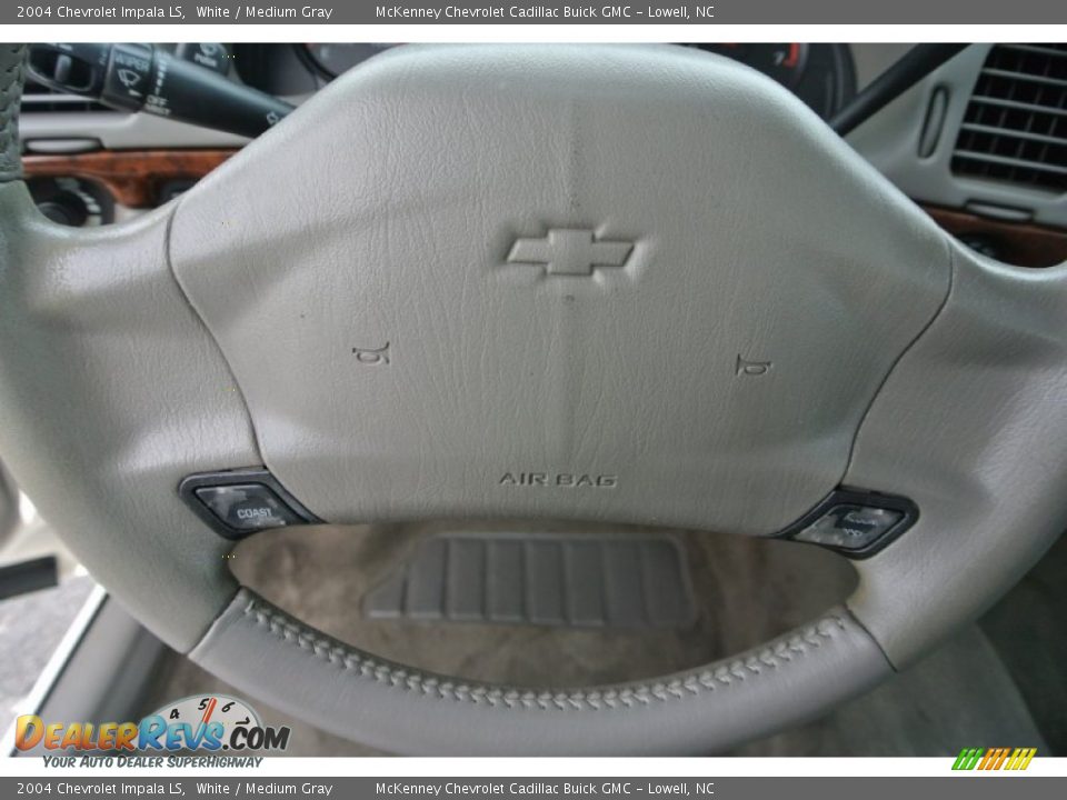 2004 Chevrolet Impala LS White / Medium Gray Photo #13