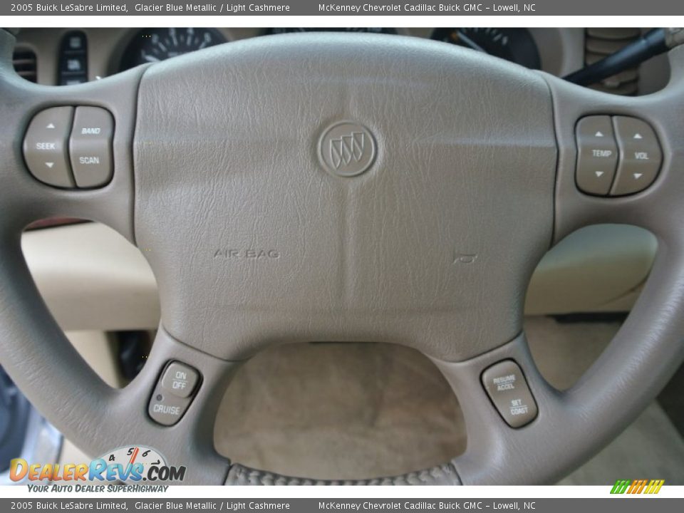 Controls of 2005 Buick LeSabre Limited Photo #14
