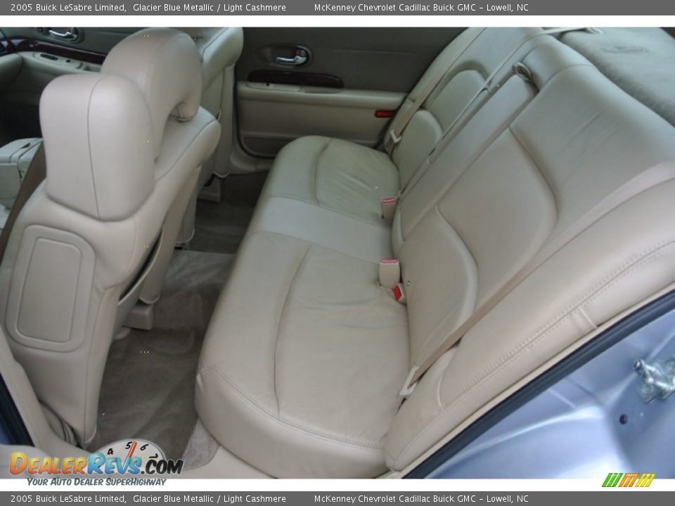 Rear Seat of 2005 Buick LeSabre Limited Photo #16