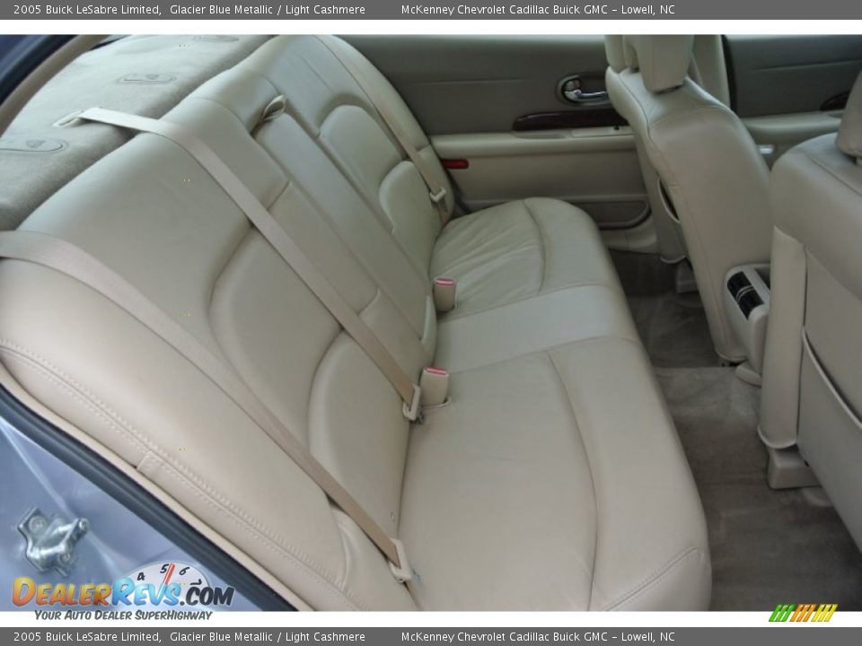Rear Seat of 2005 Buick LeSabre Limited Photo #18