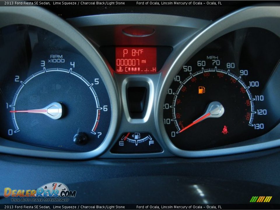 2013 Ford Fiesta SE Sedan Lime Squeeze / Charcoal Black/Light Stone Photo #8
