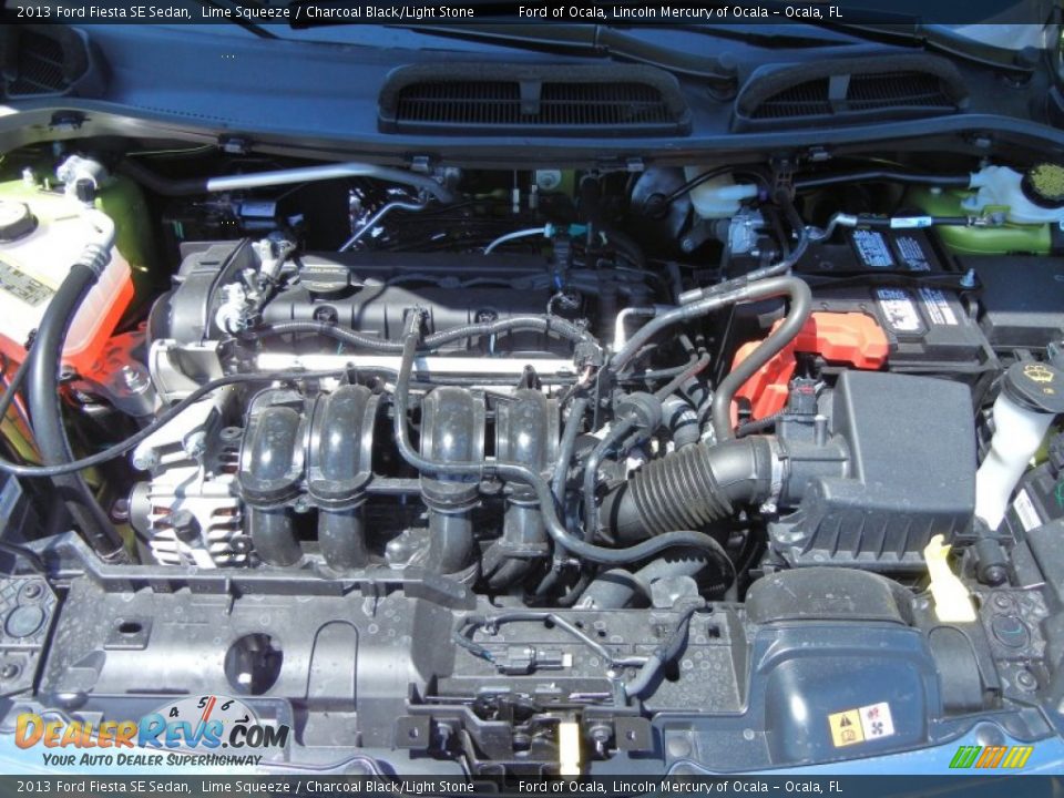2013 Ford Fiesta SE Sedan Lime Squeeze / Charcoal Black/Light Stone Photo #11