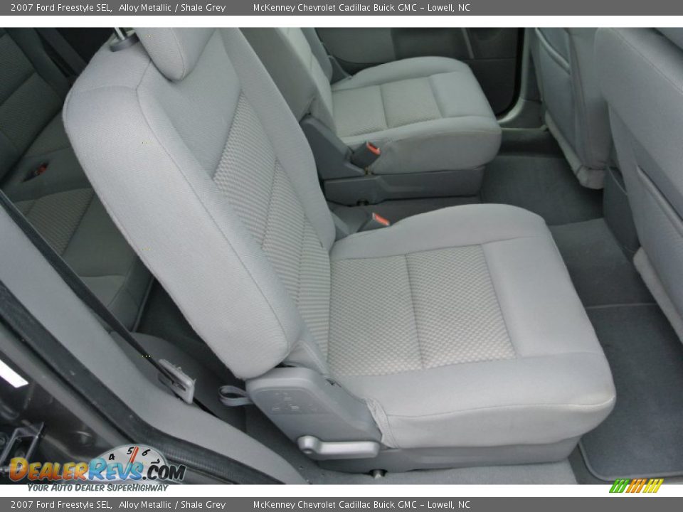 2007 Ford Freestyle SEL Alloy Metallic / Shale Grey Photo #19