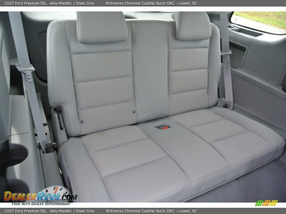 Rear Seat of 2007 Ford Freestyle SEL Photo #20