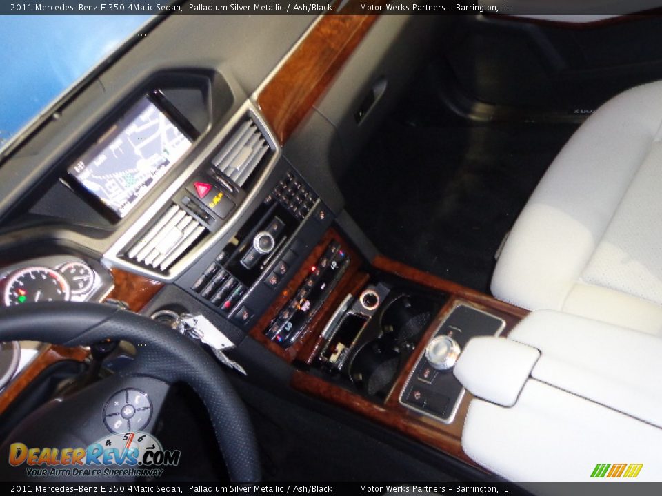 2011 Mercedes-Benz E 350 4Matic Sedan Palladium Silver Metallic / Ash/Black Photo #28