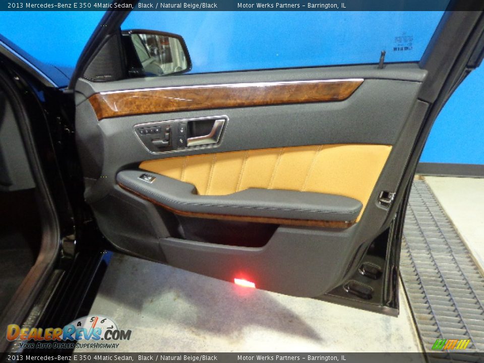 2013 Mercedes-Benz E 350 4Matic Sedan Black / Natural Beige/Black Photo #23