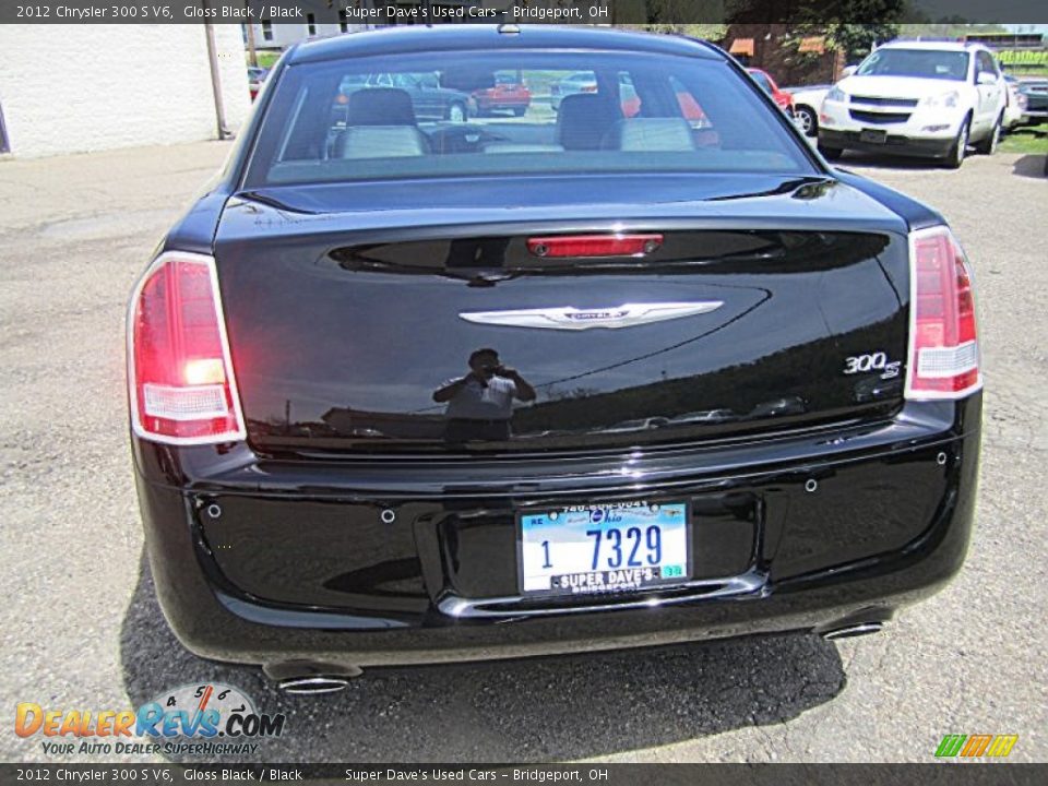 2012 Chrysler 300 S V6 Gloss Black / Black Photo #5