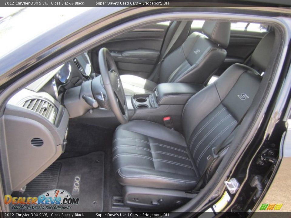 2012 Chrysler 300 S V6 Gloss Black / Black Photo #15
