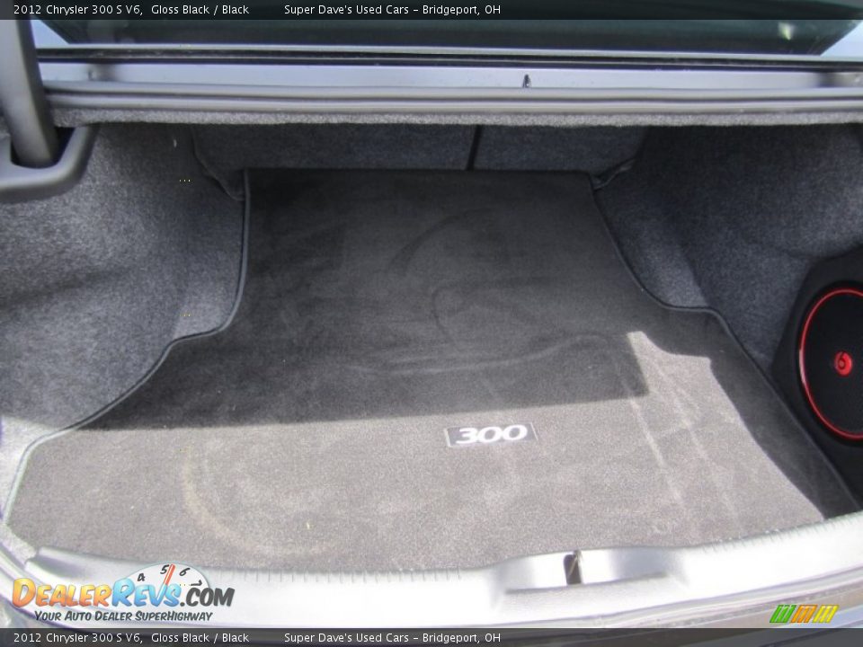 2012 Chrysler 300 S V6 Gloss Black / Black Photo #20