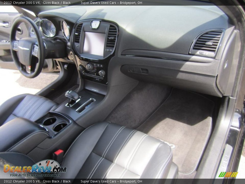 2012 Chrysler 300 S V6 Gloss Black / Black Photo #27