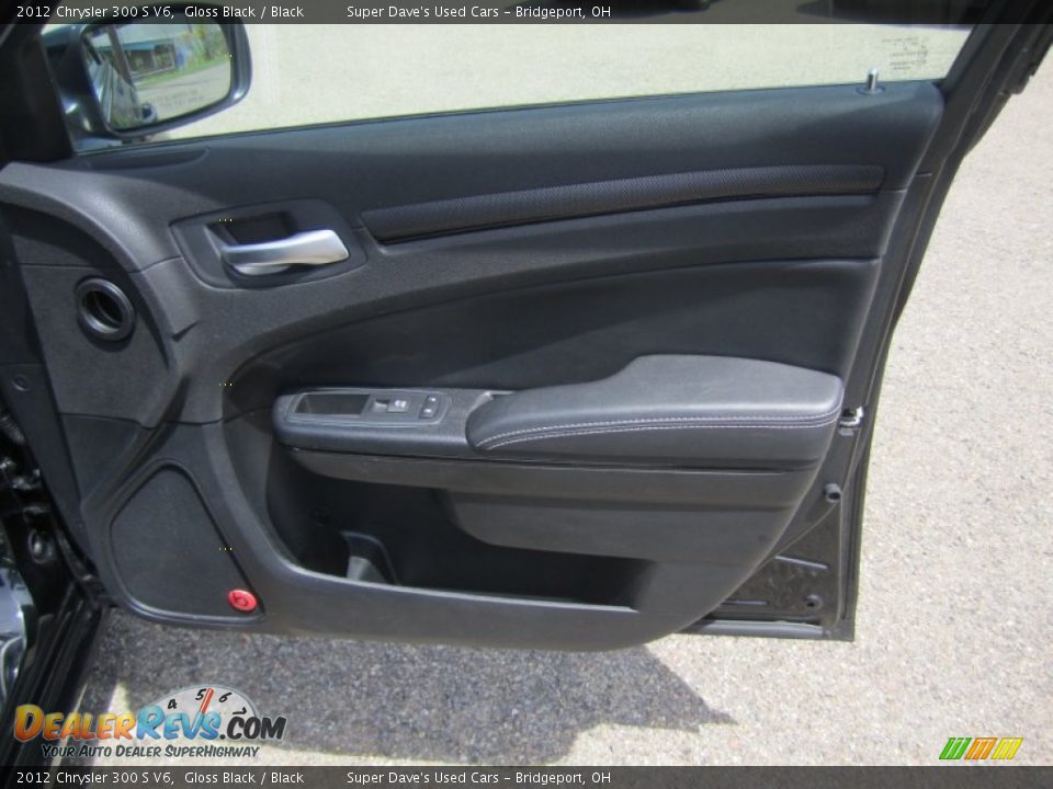 2012 Chrysler 300 S V6 Gloss Black / Black Photo #34