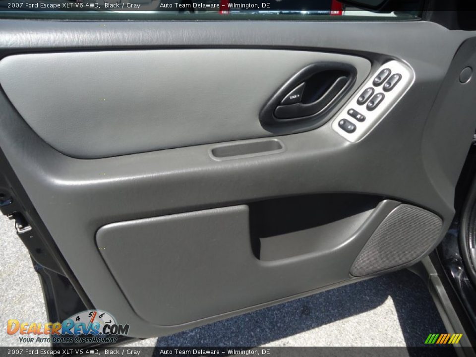 2007 Ford Escape XLT V6 4WD Black / Gray Photo #19