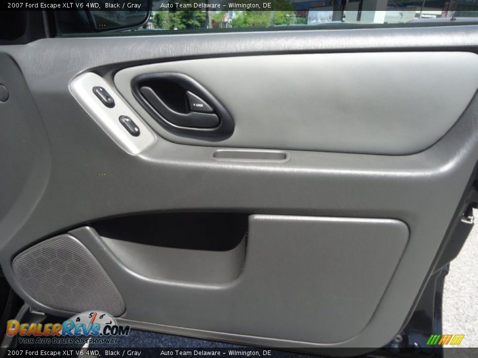 2007 Ford Escape XLT V6 4WD Black / Gray Photo #20