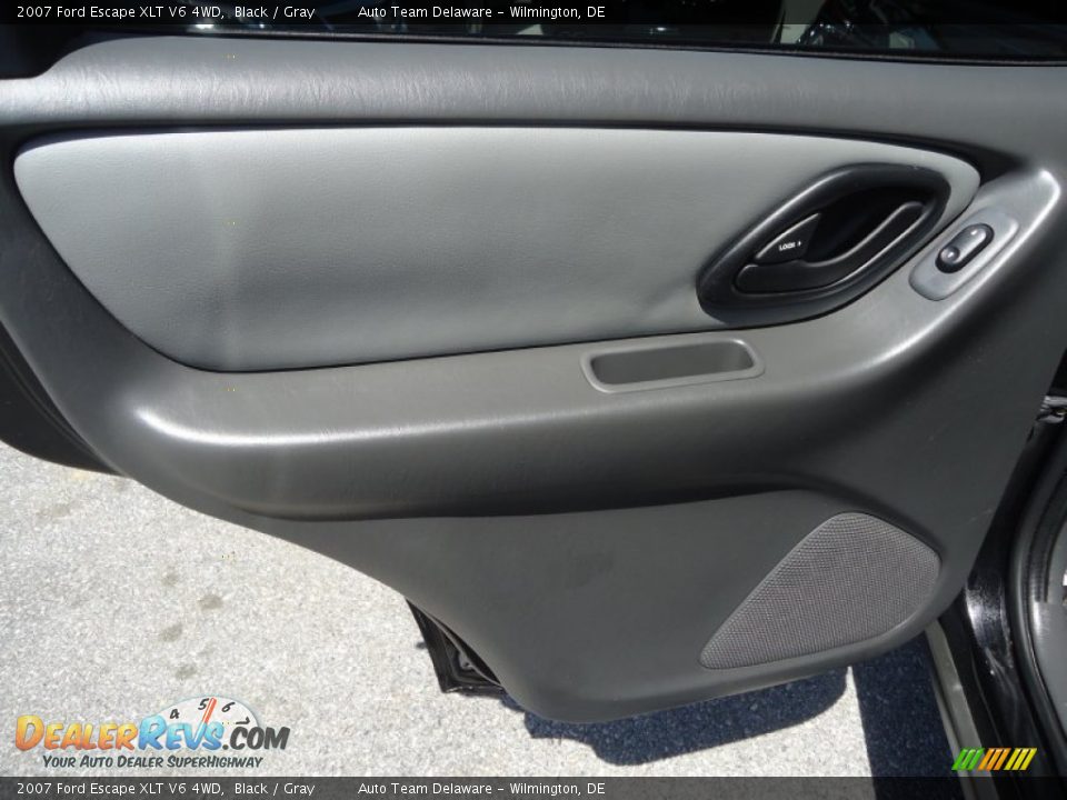 2007 Ford Escape XLT V6 4WD Black / Gray Photo #24
