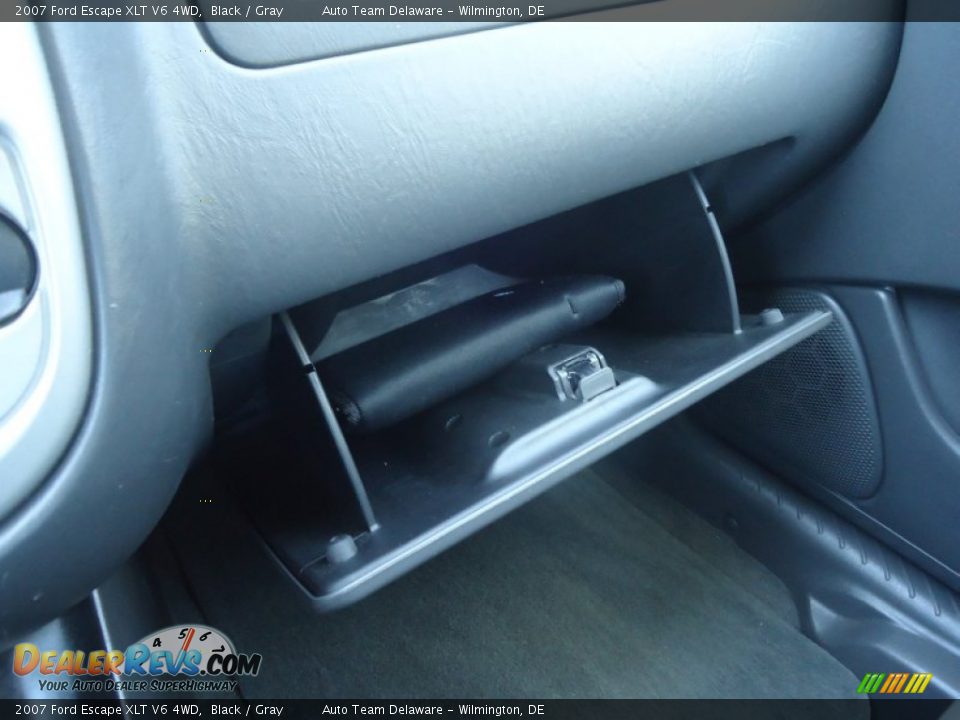 2007 Ford Escape XLT V6 4WD Black / Gray Photo #30
