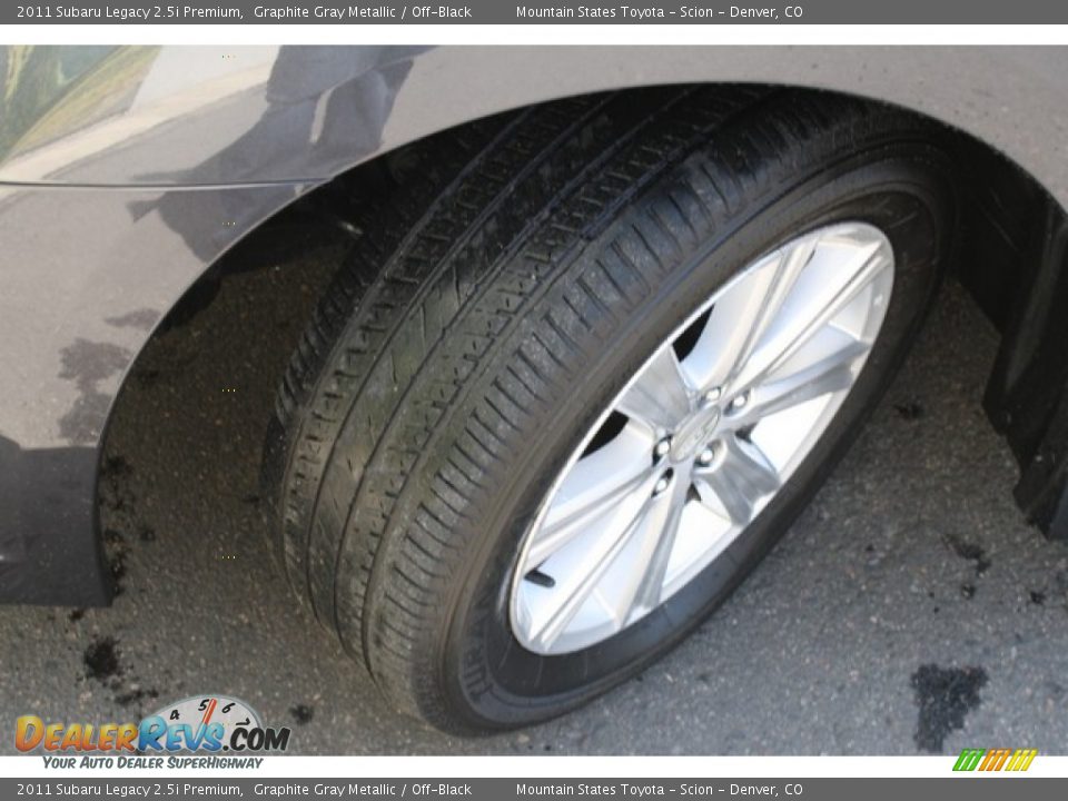 2011 Subaru Legacy 2.5i Premium Graphite Gray Metallic / Off-Black Photo #24
