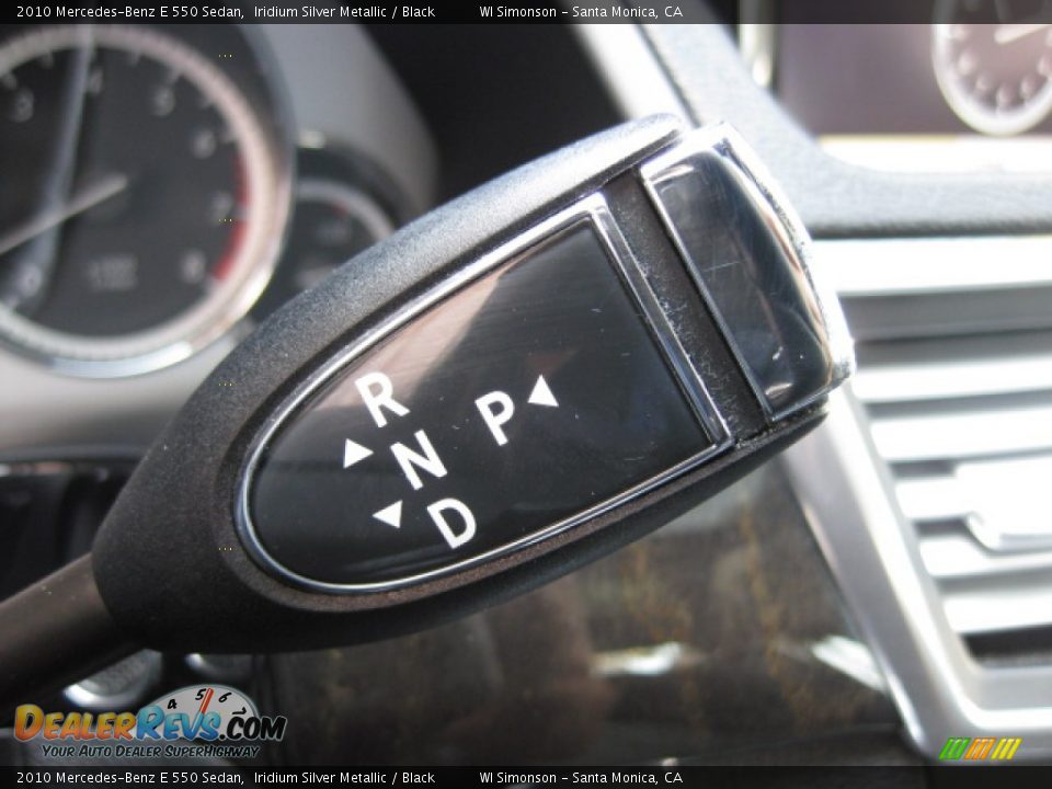 2010 Mercedes-Benz E 550 Sedan Iridium Silver Metallic / Black Photo #11
