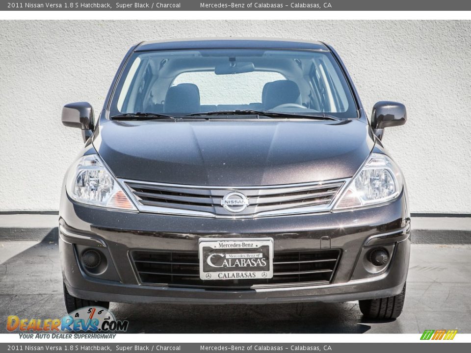 2011 Nissan Versa 1.8 S Hatchback Super Black / Charcoal Photo #2