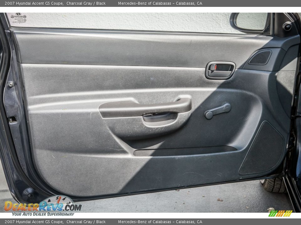 2007 Hyundai Accent GS Coupe Charcoal Gray / Black Photo #17