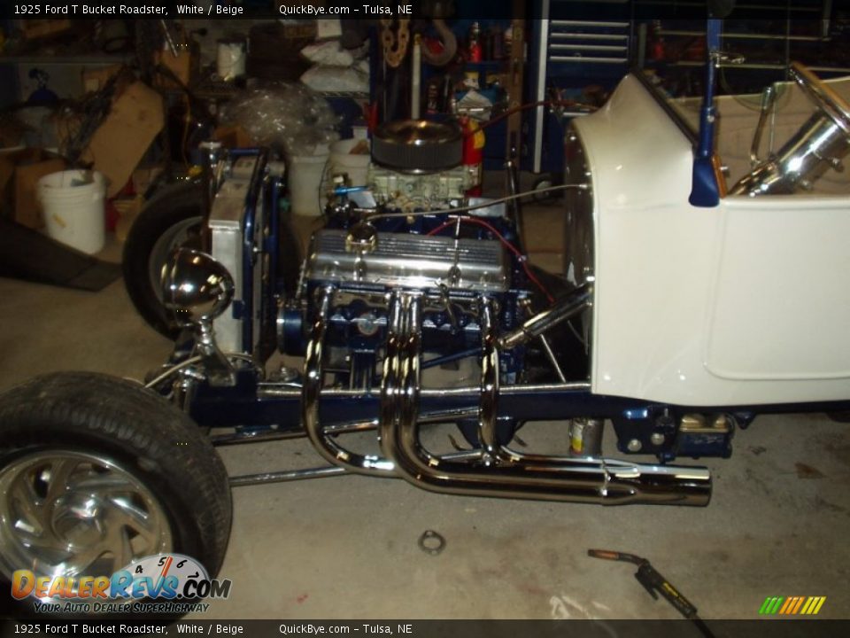 1925 Ford T Bucket Roadster White / Beige Photo #21