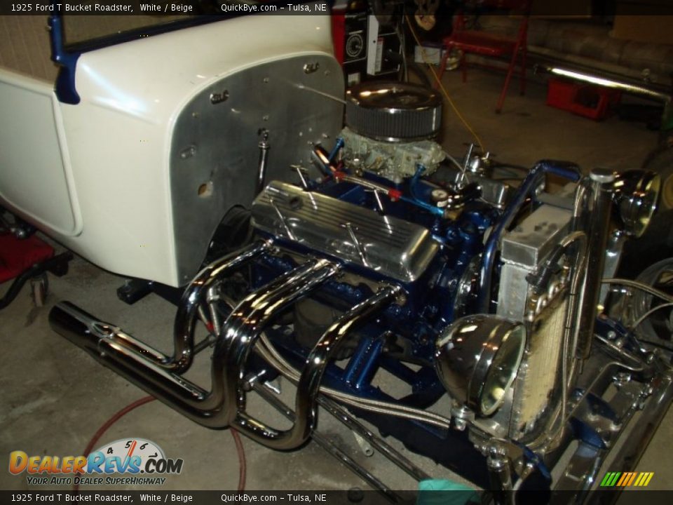1925 Ford T Bucket Roadster White / Beige Photo #23