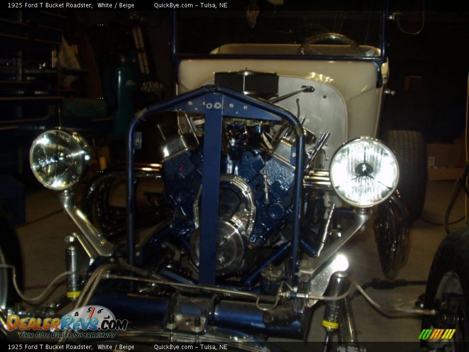 1925 Ford T Bucket Roadster White / Beige Photo #25