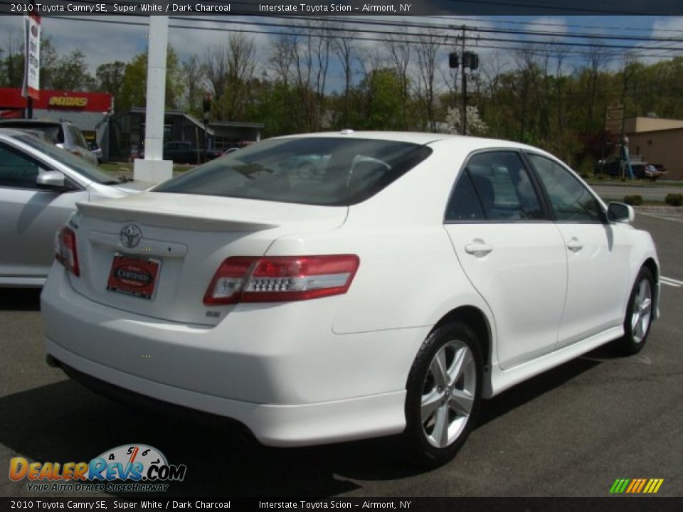 2010 Toyota Camry SE Super White / Dark Charcoal Photo #4