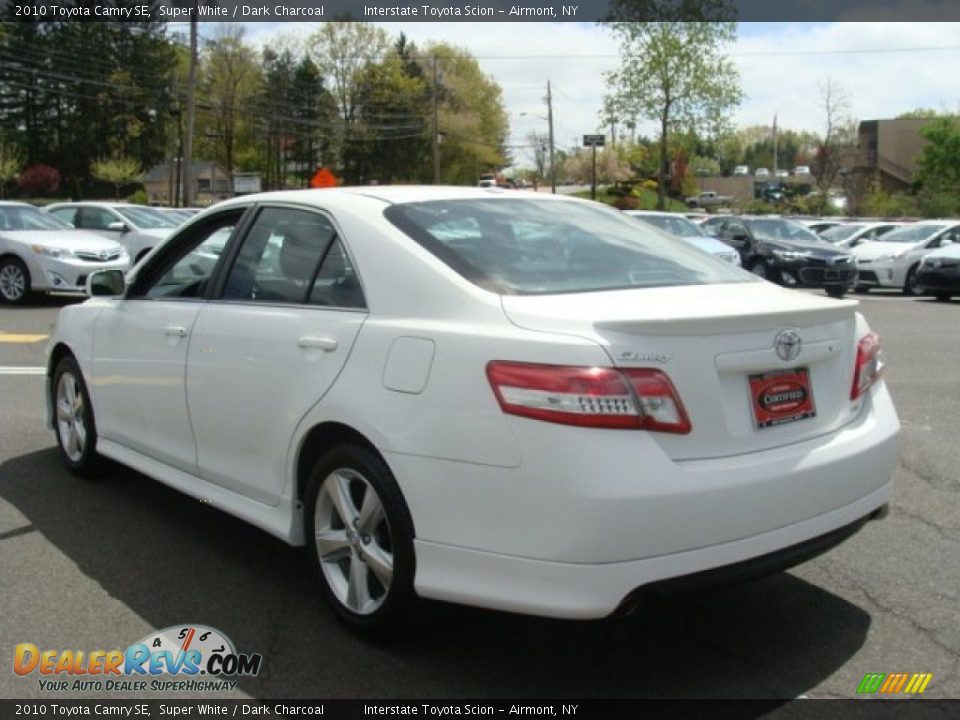2010 Toyota Camry SE Super White / Dark Charcoal Photo #6