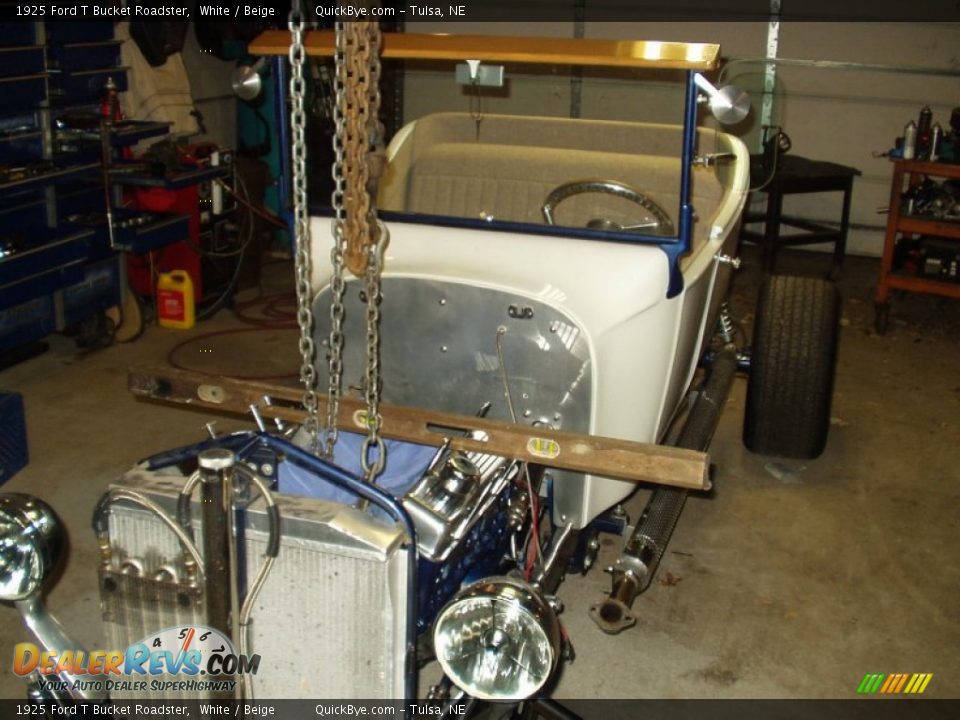 1925 Ford T Bucket Roadster White / Beige Photo #28