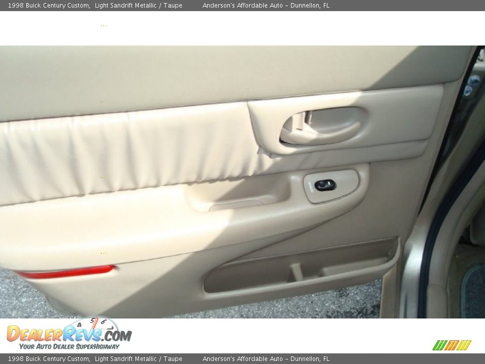 1998 Buick Century Custom Light Sandrift Metallic / Taupe Photo #14