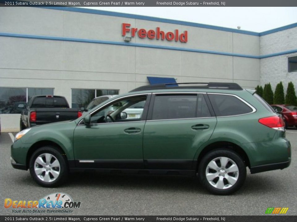 2011 Subaru Outback 2.5i Limited Wagon Cypress Green Pearl / Warm Ivory Photo #3
