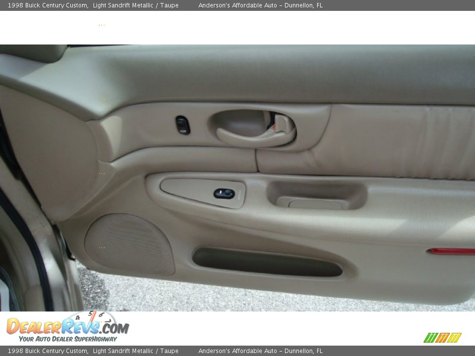 1998 Buick Century Custom Light Sandrift Metallic / Taupe Photo #18