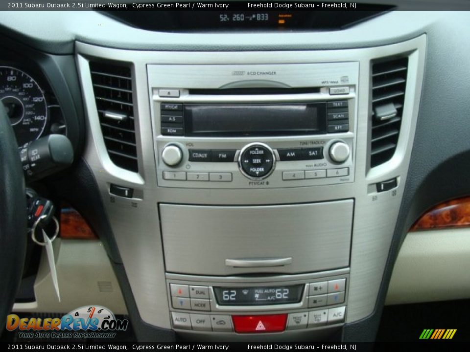 2011 Subaru Outback 2.5i Limited Wagon Cypress Green Pearl / Warm Ivory Photo #14