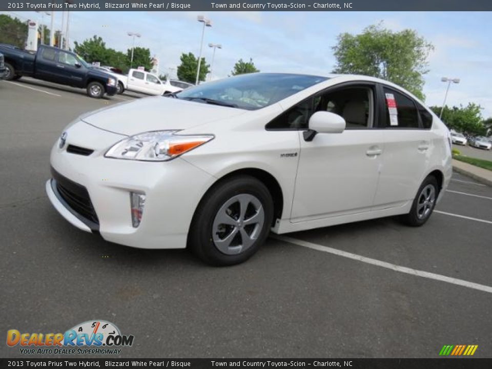 Front 3/4 View of 2013 Toyota Prius Two Hybrid Photo #3