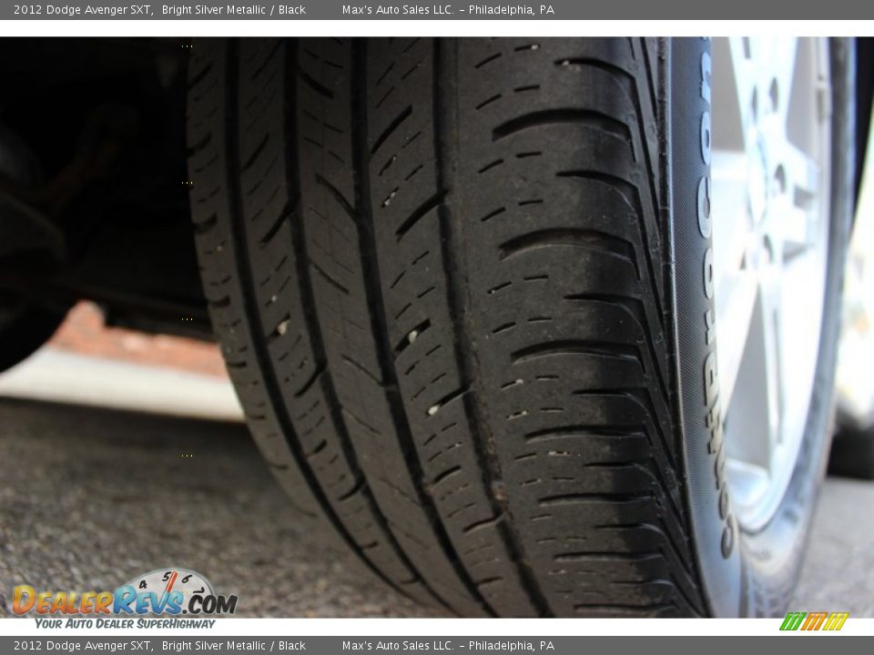2012 Dodge Avenger SXT Bright Silver Metallic / Black Photo #24