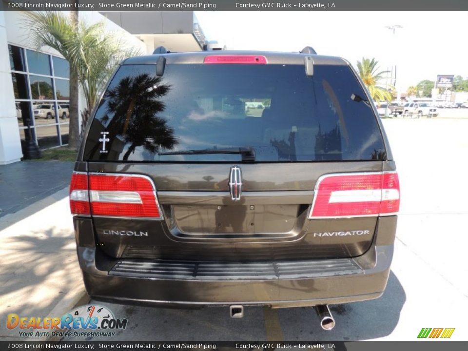 2008 Lincoln Navigator Luxury Stone Green Metallic / Camel/Sand Piping Photo #3