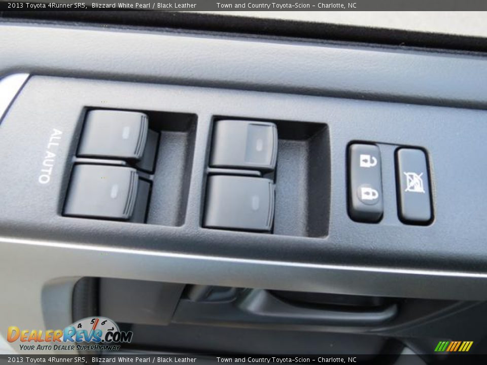 2013 Toyota 4Runner SR5 Blizzard White Pearl / Black Leather Photo #13