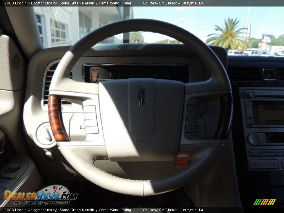 2008 Lincoln Navigator Luxury Stone Green Metallic / Camel/Sand Piping Photo #20