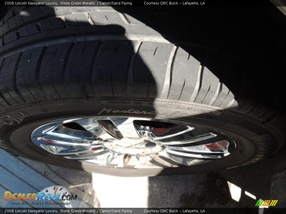 2008 Lincoln Navigator Luxury Stone Green Metallic / Camel/Sand Piping Photo #32