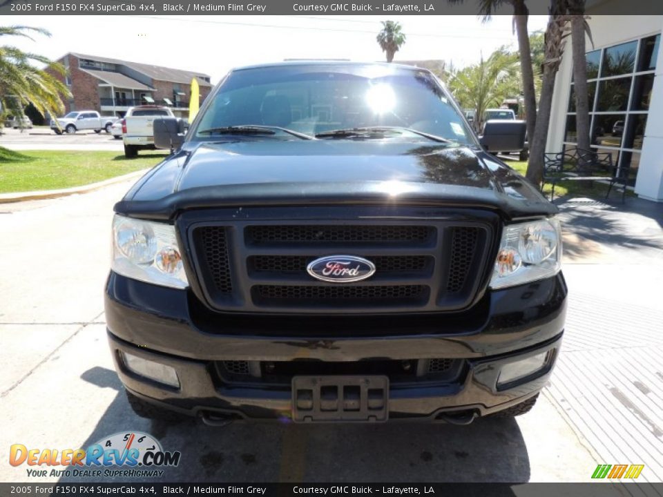 2005 Ford F150 FX4 SuperCab 4x4 Black / Medium Flint Grey Photo #2